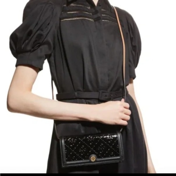 New✨ tory burch T monogram patent embossed wallet crossbody - Picture 14 of 16